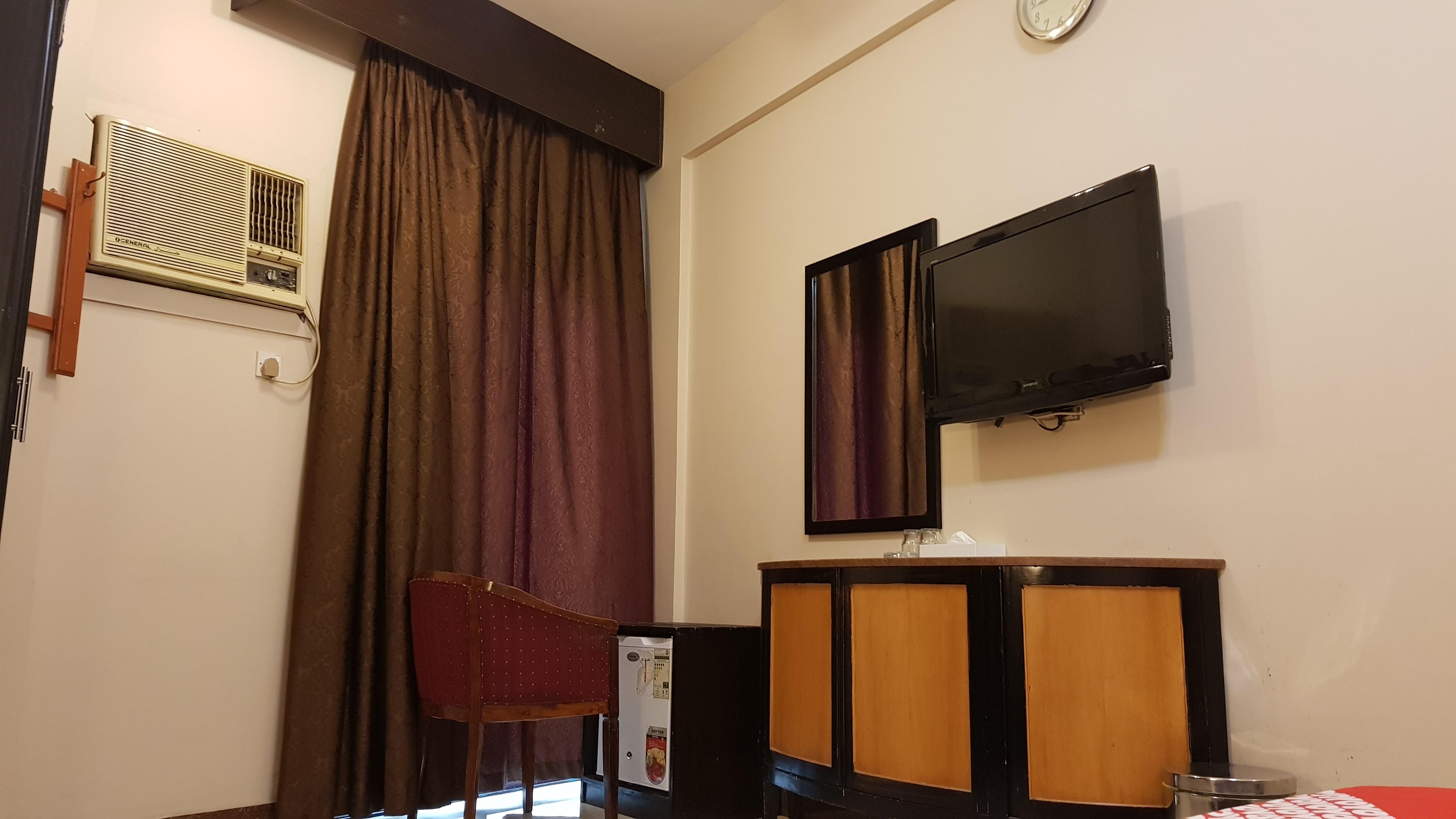 Oyo 491 Rahab Hotel Dubai Exterior foto